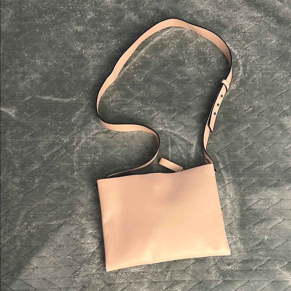 Express Cream Crossbody Bag
